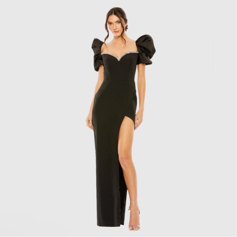 MAC DUGGAL Black Puff Sleeve Beaded Sweetheart Neck High Slit Gown